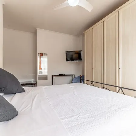 Apartment Francy Flat - Tra Ostia E Fiumicino Vitinia