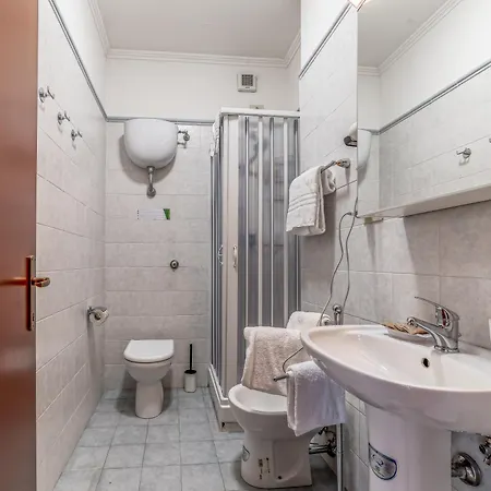 Francy Flat - Tra Ostia E Fiumicino Apartment *